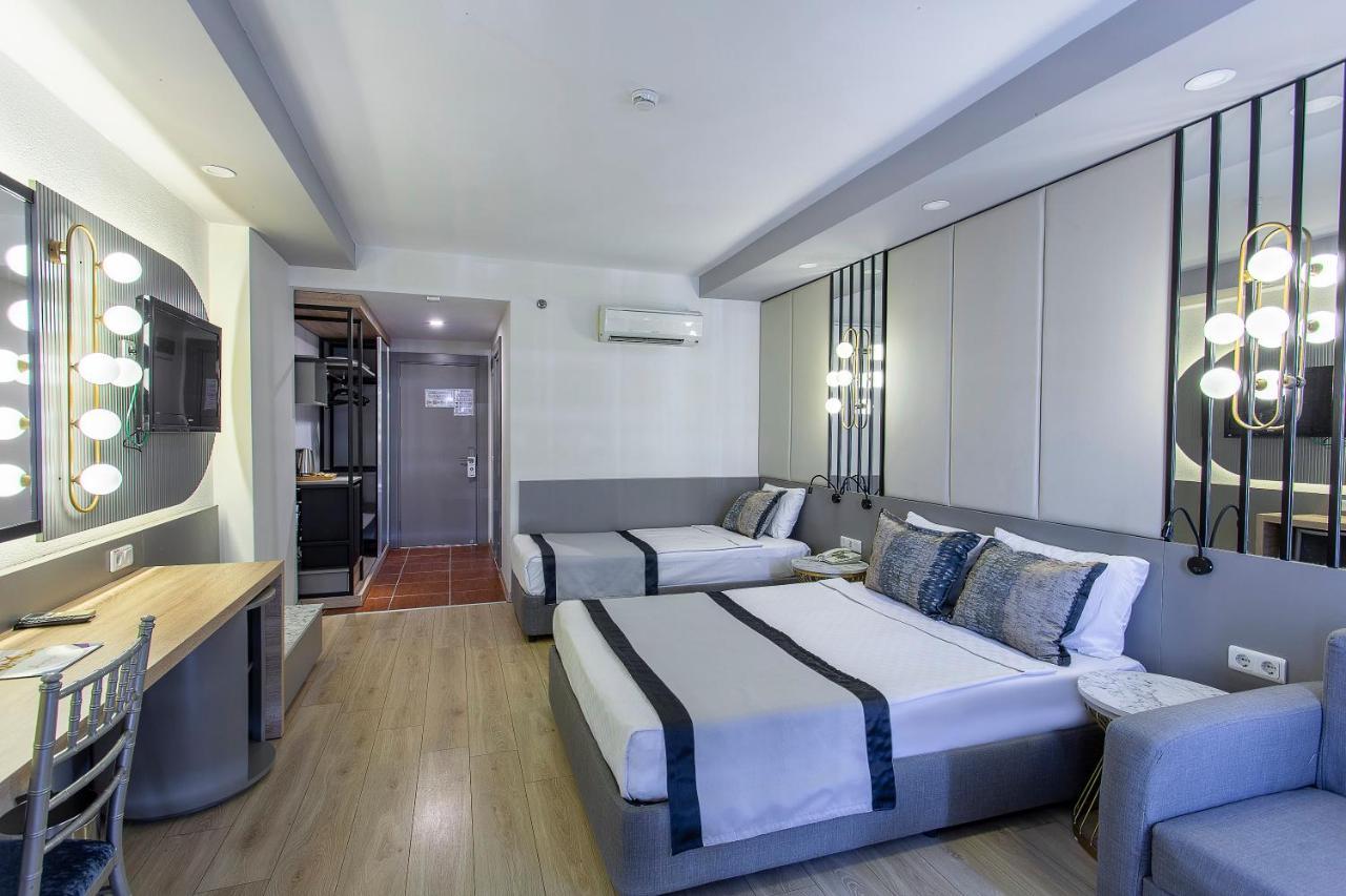Quarto Grande com Cama de Casal ou 2 de Solteiro
